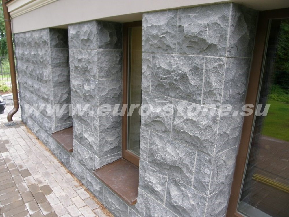 Колотый базальт