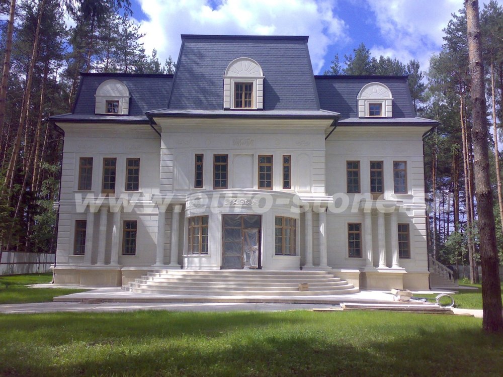 Облицовка дома декоративным камнем