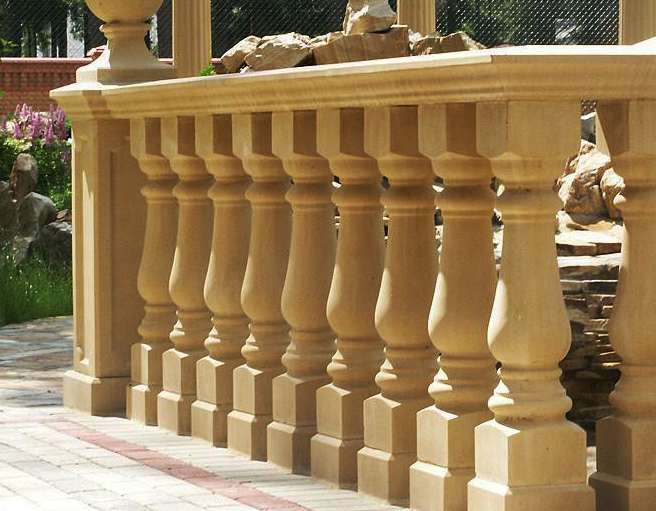 Перила из известняка
