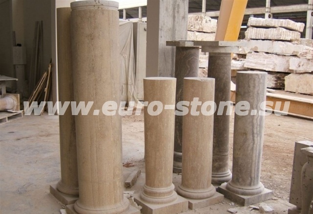 Колонны из травертина