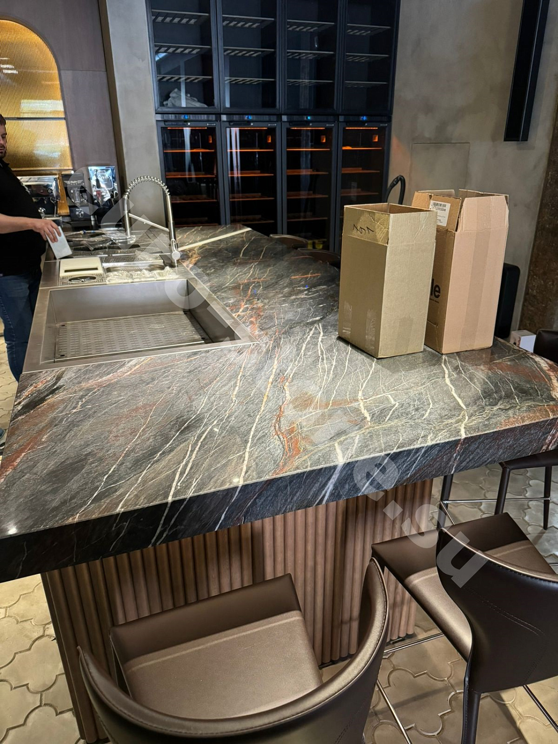 Столешница из зеленого кварцита