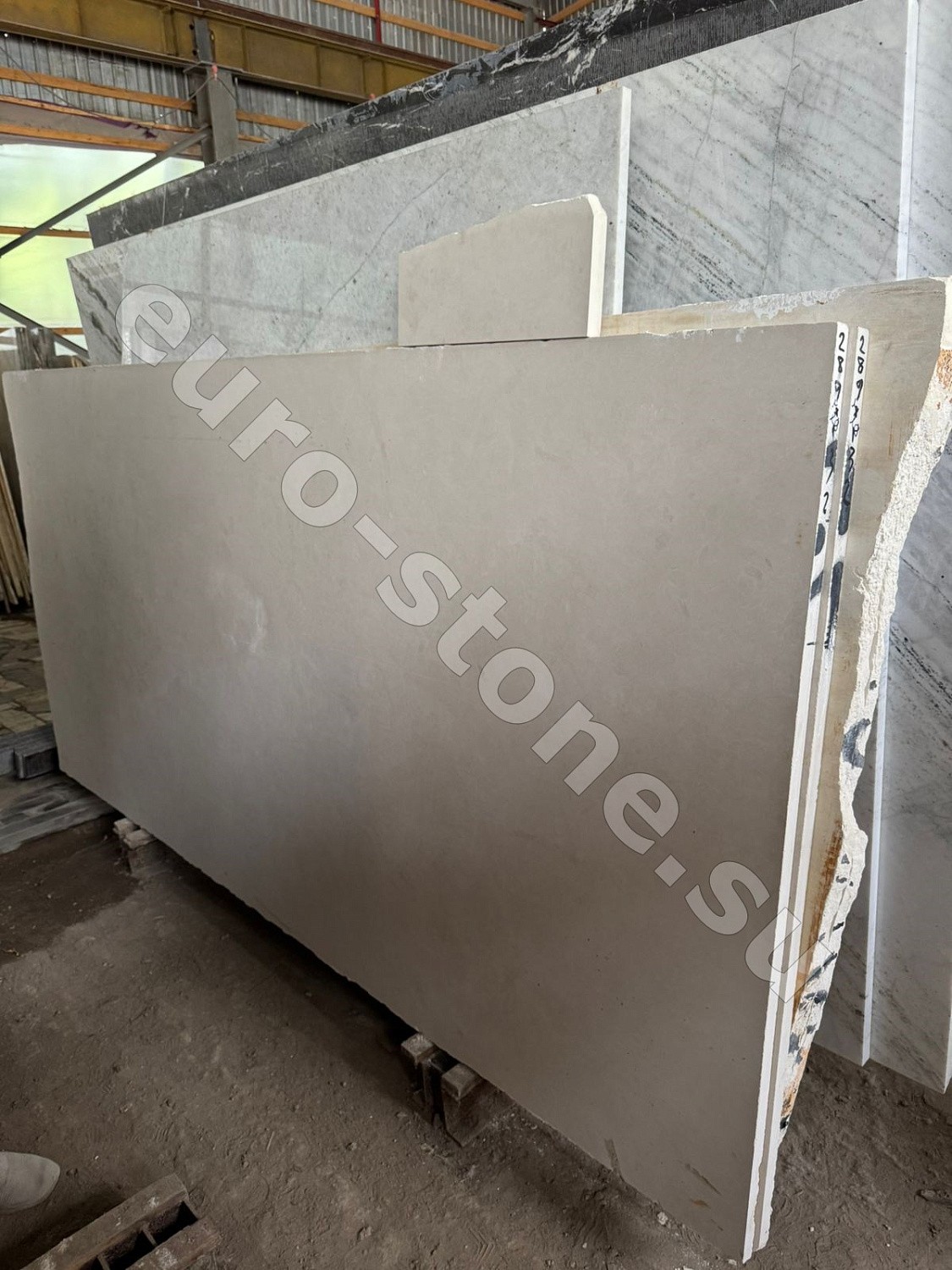 Известняк Иранский белый