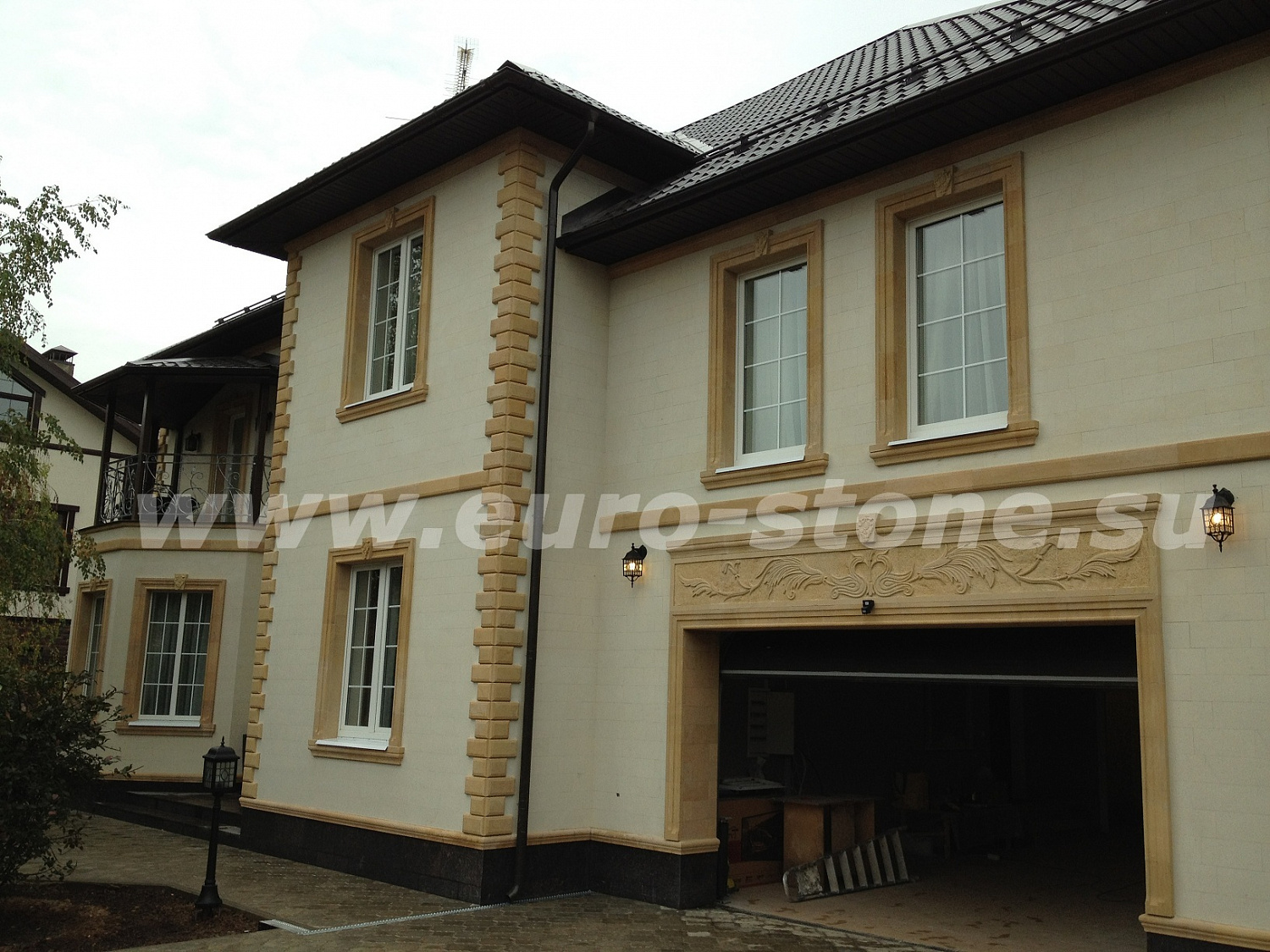 Плитка из известняка белая