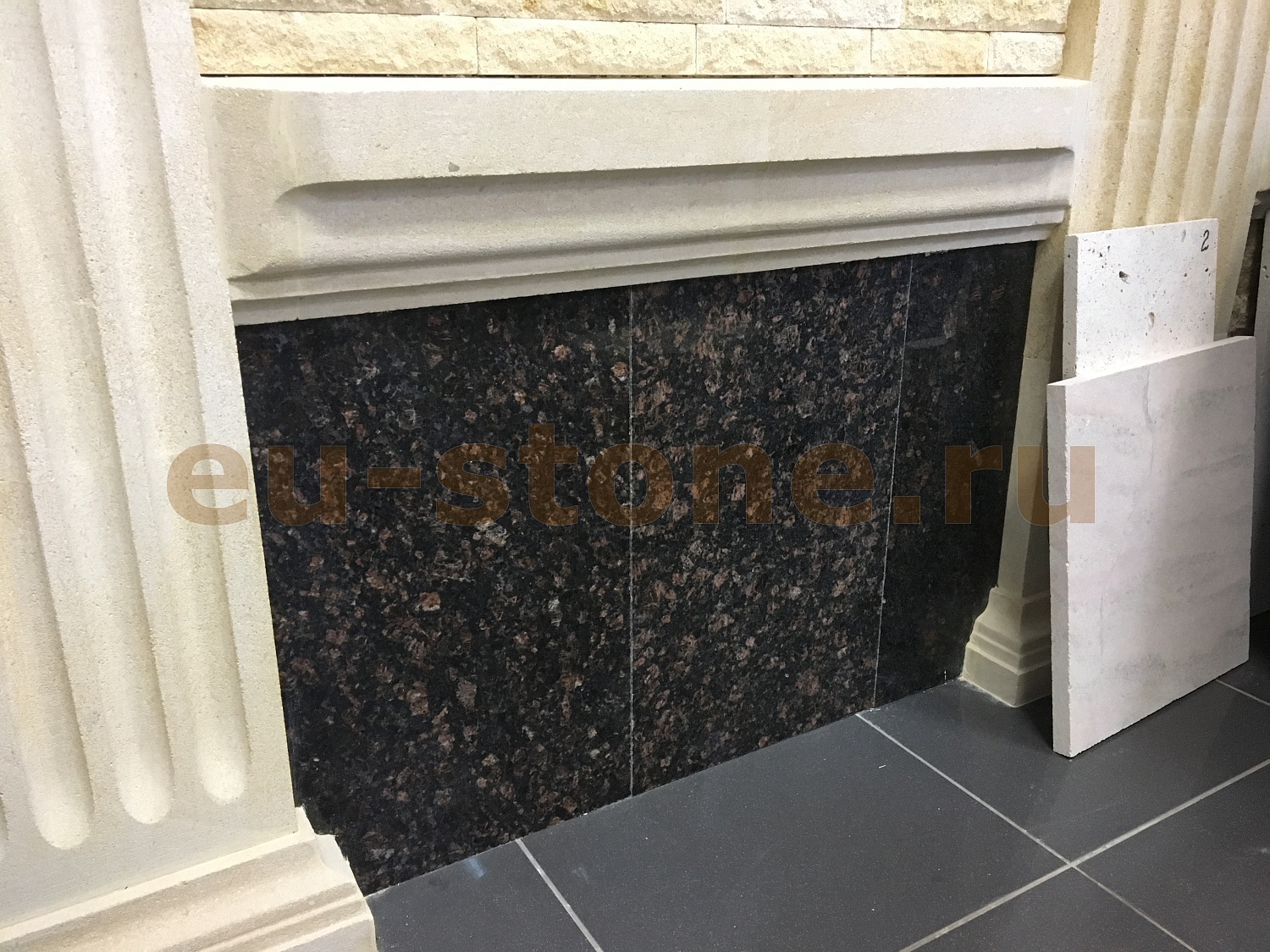 Черный гранит